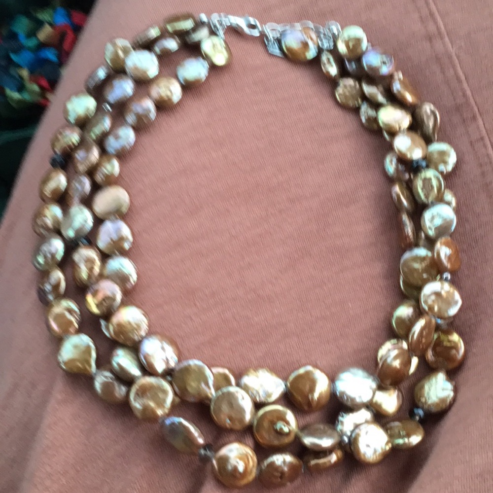 Three-layered necklace